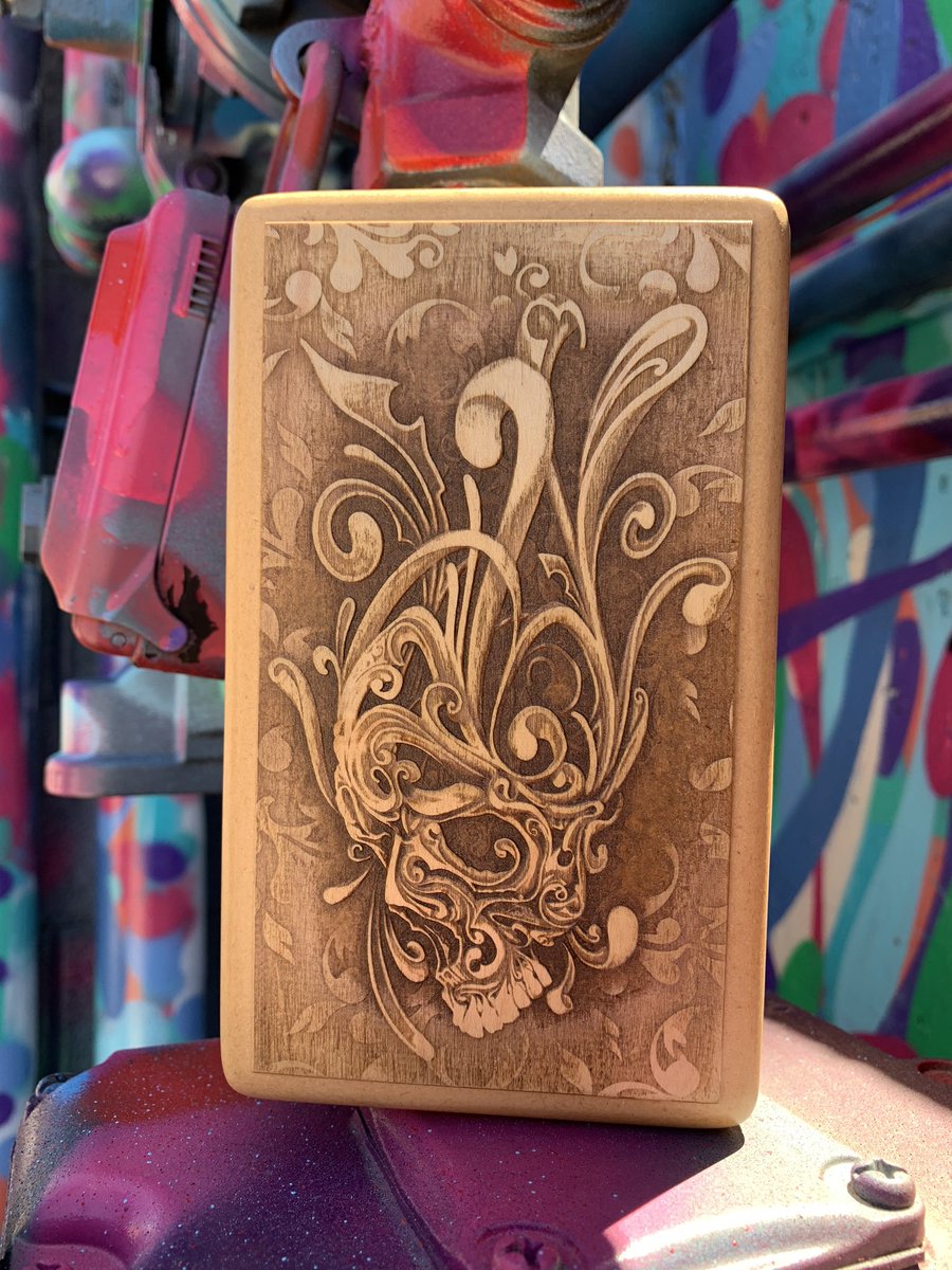 HBoxes420's tweet photo. @CaehlenTayler Depending on what state you are in - maybe your clients would benefit from a little 💨💨 pass... 
.
I laser engrave #Ryot screen boxes and dugouts with my digital designs.

I appreciate all visits to my #420friendly ETSY shop: https://t.co/hhiGyGwFnN https://t.co/0yTGTyuwF5