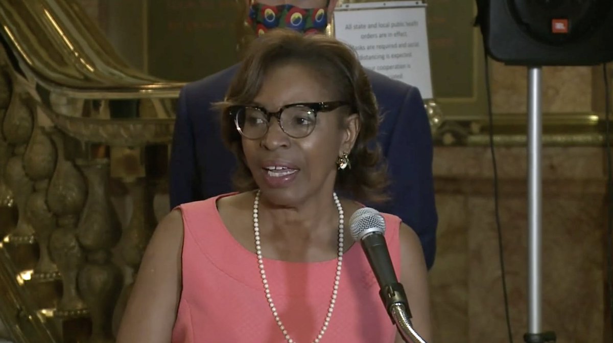 ACLUofColorado's tweet image. This law emerged from the power of protest and a community that demanded change, from the boldness of Black and Brown leaders at the legislature, and willingness on both sides of the aisle to trust and listen to our Black and Brown leaders.