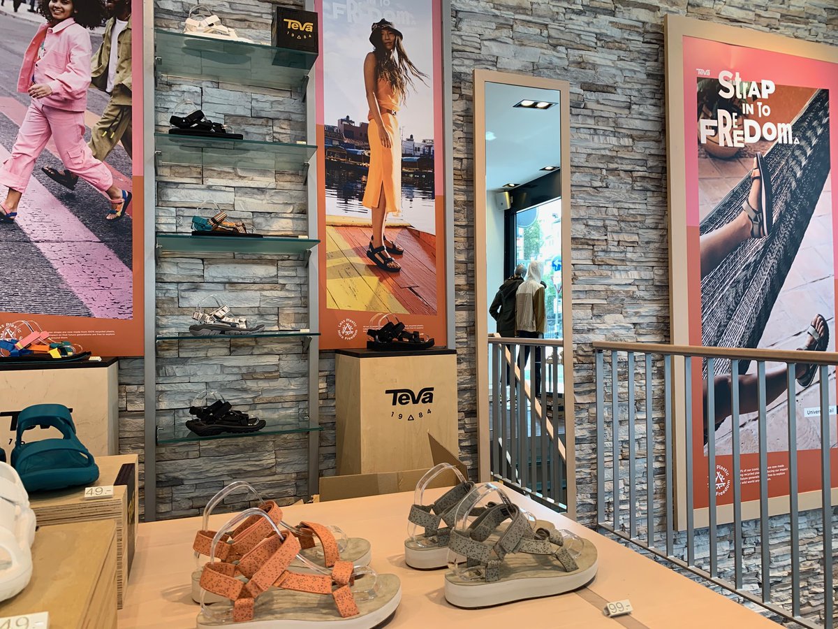 OchSportZurich's tweet photo. TEVA-Popup-Store in Zürich bis am 4. Juli 2020. Bei Och Sport am Limmatquai 78 in Zürich.
#teva #strapInToFreedom #och #ochsport https://t.co/Bekvl5q9Yl