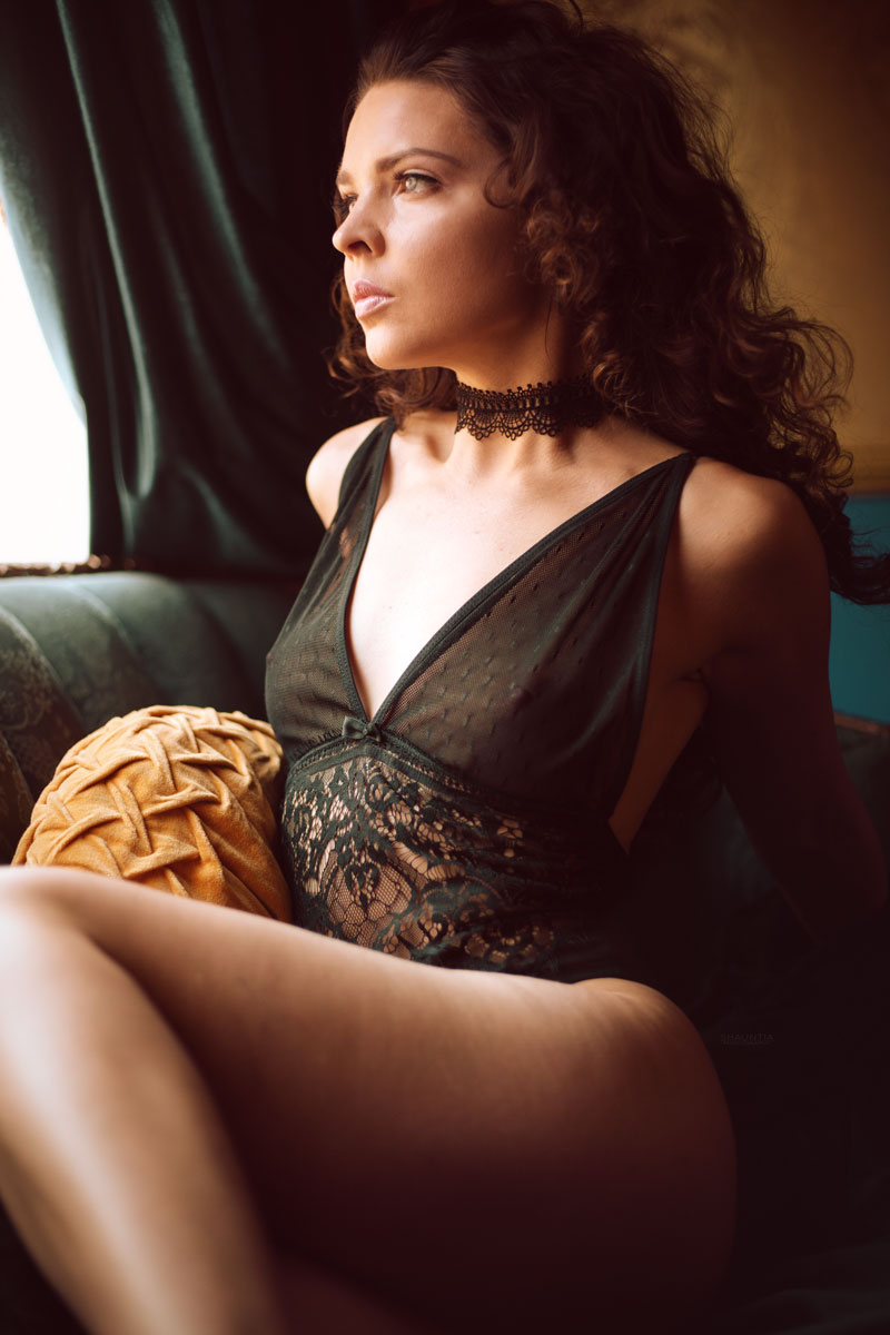 _kristyjessica's tweet photo. #Shantia #clairBnb #blacklingerie #lingerie #lingeriemodel #kristyjessica #purerebelmodel #purerebel #naturallight https://t.co/r6ip44aqhx