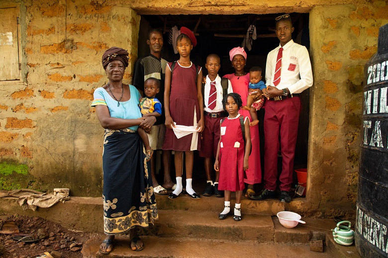 Early marriage deeply affects child brides, their children, their families, and even countries. A solution for preventing them? Helping families educate their daughters. wrld.bg/caUr50AaJLT