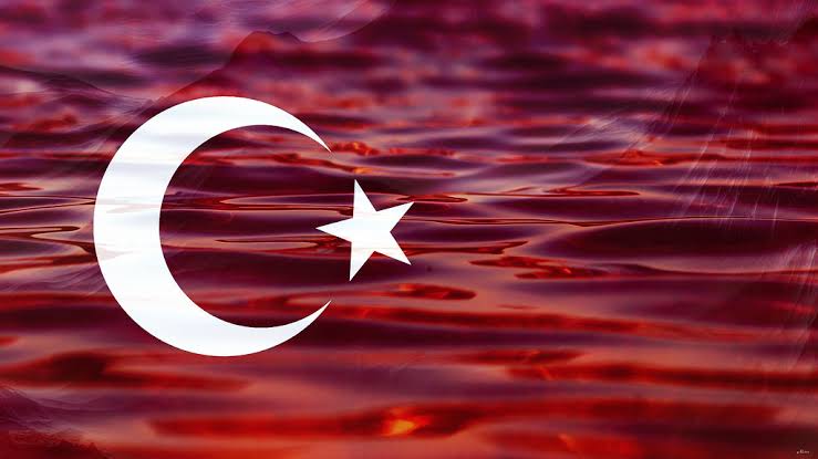 Kuzey Irak'ta devam eden Pençe - Kaplan operasyonunda şehit olan askerimize Allah'tan rahmet, ailesine  baş sağlığı diliyorum. Milletimizin başı sağ olsun.