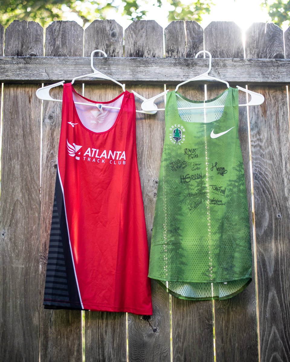 TrackTownUSA's tweet photo. GIVEAWAY!! The #ReturnOfTheDual is TOMORROW! There’s only one way to celebrate. We’re teaming up with @ATLtrackclub and @OregonTCElite to get you excited for the dual. Head over to our Instragram to enter!

https://t.co/M0zbePCeR0 https://t.co/smtA83g2ma
