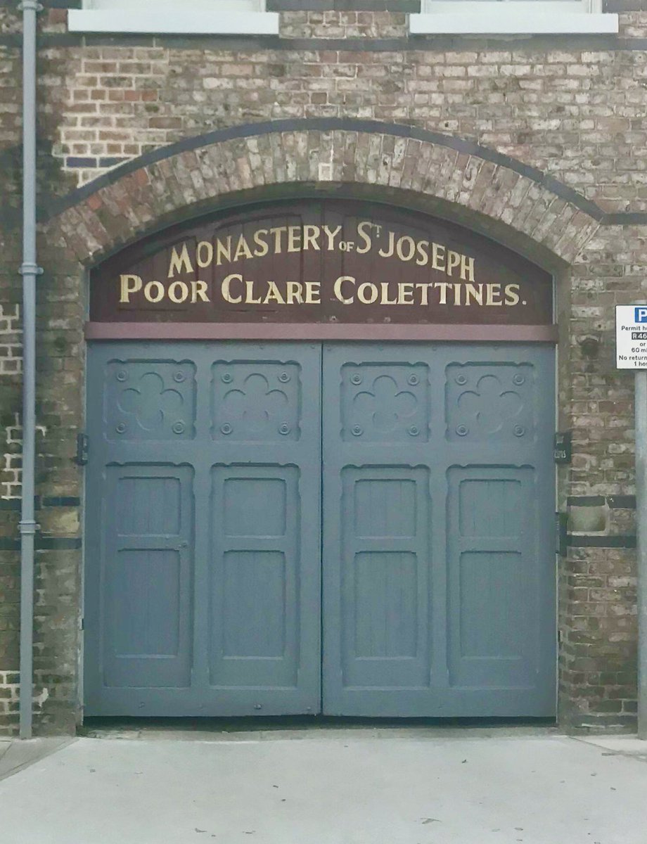 Our St Joseph’s Convent development is almost complete. Uncovering the original gates &amp; signage was one of many highlights. Now restored by <a href="/Elvington_Park/">Elvington Park</a> <a href="/YorkDecor/">YD Painters and Decorators</a> they look fantastic &amp; create a unique entrance <a href="/lhlgroup/">LHL GROUP</a> <a href="/hudsonmoody/">Hudson Moody</a> <a href="/RachelMclaneLtd/">Rachel McLane</a> @LangleysLaw