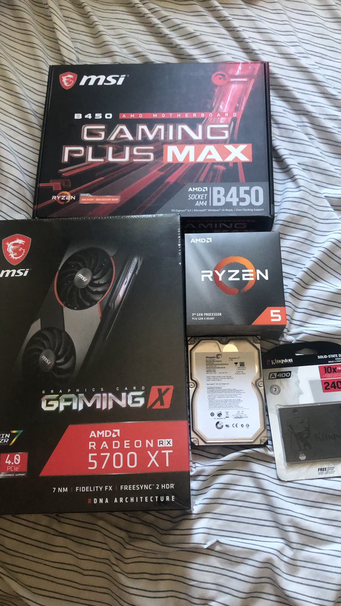 TheCharBarr's tweet photo. Hey everyone! Sorry for no streams this week, sold my laptop to build a pc 🤘🏻 Currently waiting on a few parts but I’ll be back with a fresh stream on Monday! Here’s an update on what I got so far 🤤 https://t.co/8MUFILpZeY