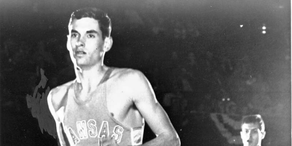 kansashistory's tweet photo. #Onthisday in 1967, Kansan Jim Ryun broke a world record by running a mile in three minutes and 51.1 seconds. Ryun was born in Wichita in 1947. He went on to serve as a Kansas congressman.  #kansashistory https://t.co/fT50xqAT3v