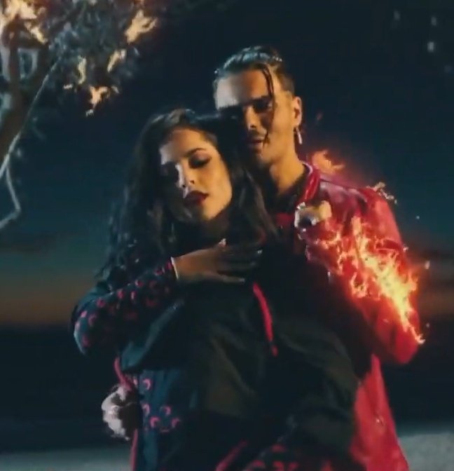 _larissaribe's tweet photo. Quando a música é boa :)

#QueroNoTVZ Tiempo Pa Olvidar - Abraham Mateo ft. Becky G

#SigoALoMio 

https://t.co/zkNPKjImPT https://t.co/tvsc03AaFN
