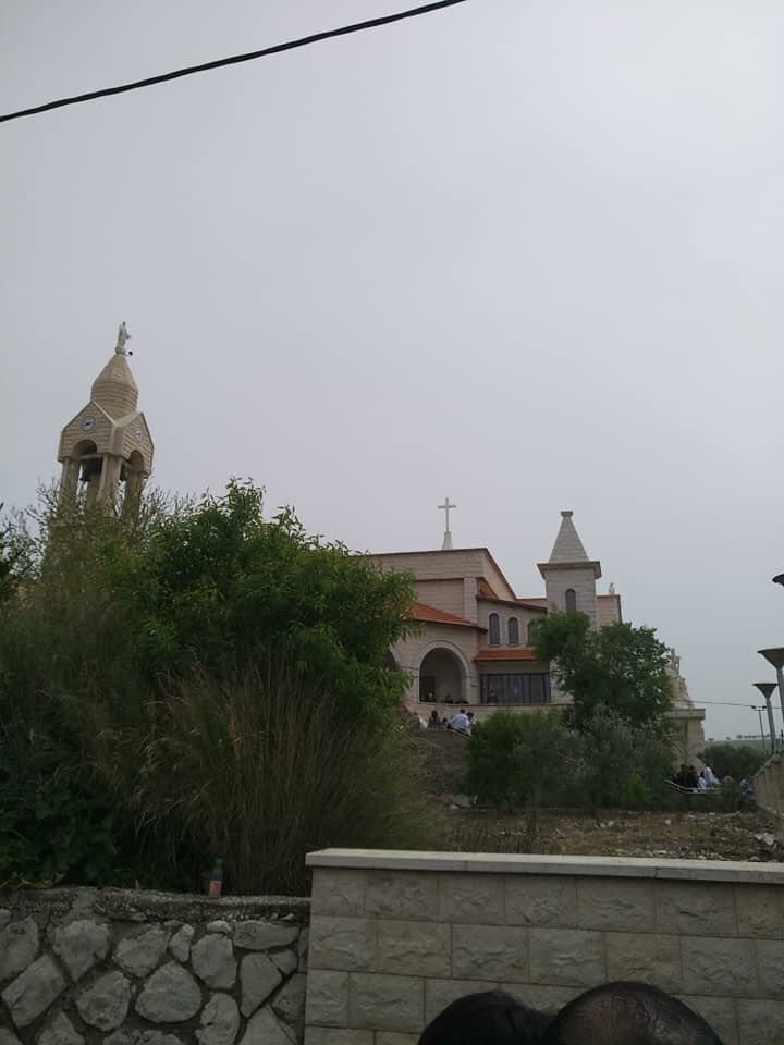 The town of Jish has around 2k maronites, some of them are from town and others are refugees from Kbarburum. First Maronite family that settled the town was Lahoud that came from Lebanon.They worship in 2 churches, our lady church (an ancient one) and Mar Maroun church (new one)