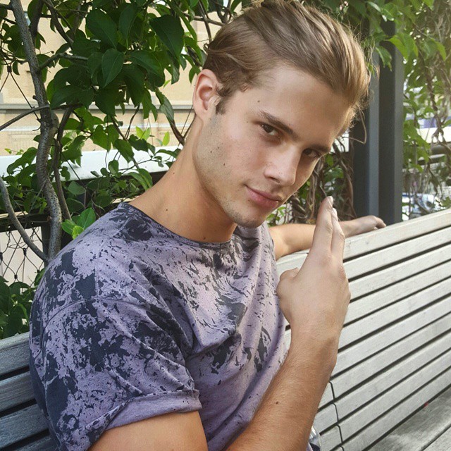 VinceHemmings's tweet photo. El viernes Freddy amerita esta foto 😂
#FreddyFriday #ByeSpring https://t.co/xEjKFOgd45