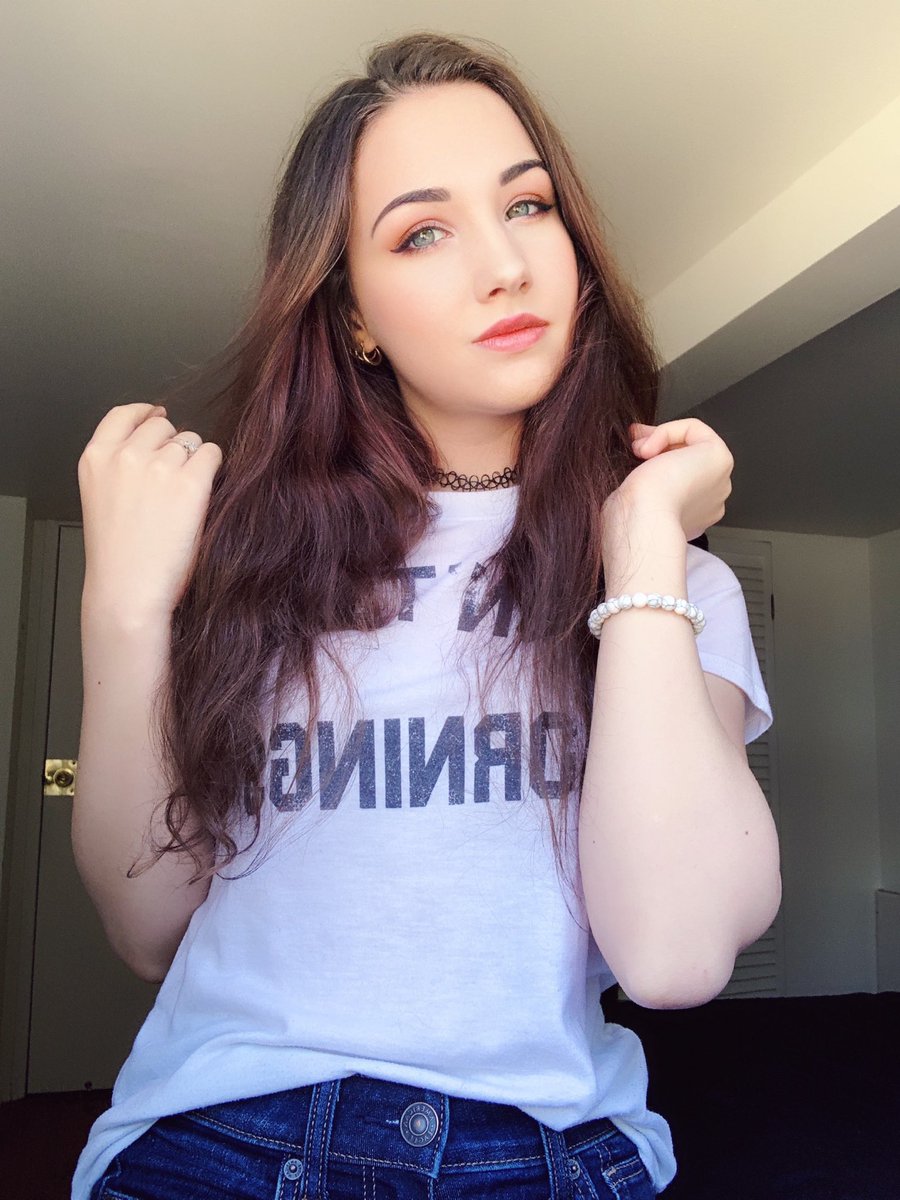 HVBlackFox 💕 tweet media