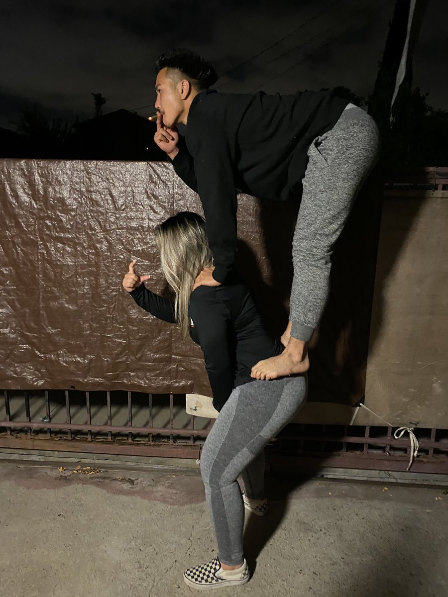 PattyThicc's tweet photo. Idk what this challenge is called but here it is 😂😂😂 https://t.co/KjRNBU5M0G