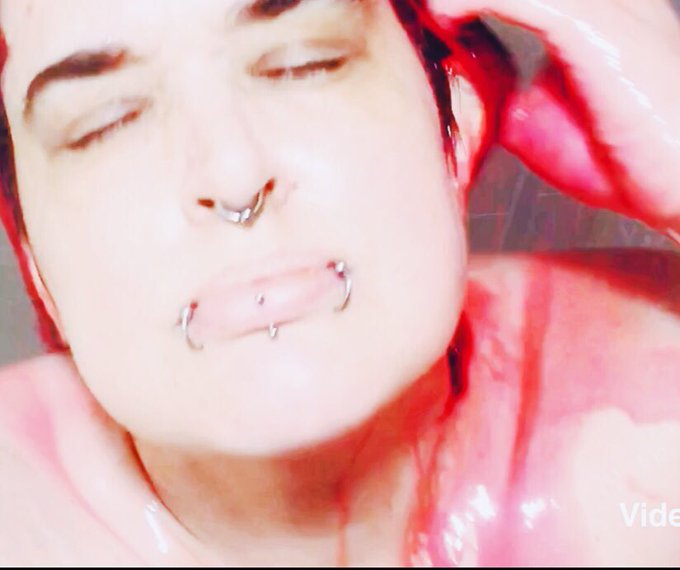 I can&rsquo;t even believe I did a shower scene. Only reason being because the red dye in my hair looked like<a href="/tag/nsfw"class="tags"><span>#nsfw</span></a><a href="/tag/teaseanddenial"class="tags"><span>#teaseanddenial</span></a><a href="/tag/showerscene"class="tags"><span>#showerscene</span></a><a href="/tag/edgeplay"class="tags"><span>#edgeplay</span></a><a href="/tag/onlyfans"class="tags"><span>#onlyfans</span></a>