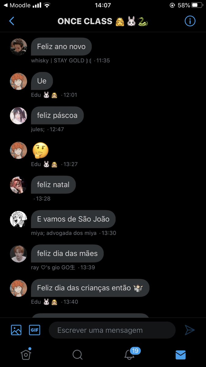onceclass's tweet photo. feliz dia da once class que divide o mesmo neurônio https://t.co/Fs03E8MJro