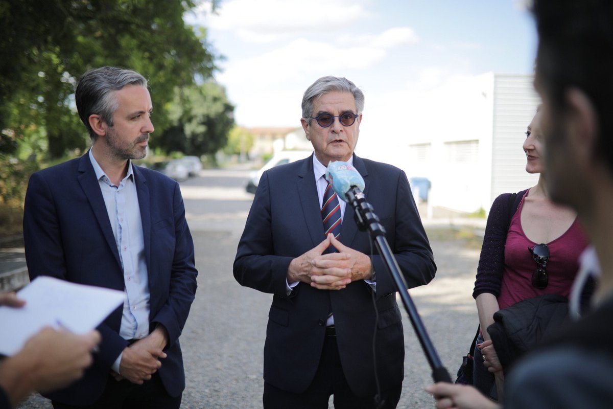 J’ai rencontré aujourd’hui <a href="/AntoineMAURICE/">Antoine Maurice</a> afin de lui apporter mon soutien pour les #Municipales2020.
Cette dynamique de rassemblement de la gauche montre qu’un changement solidaire, écologique, humaniste, est possible à Toulouse en votant <a href="/archipelTM/">Archipel Citoyen 💬</a> le #28juin.
