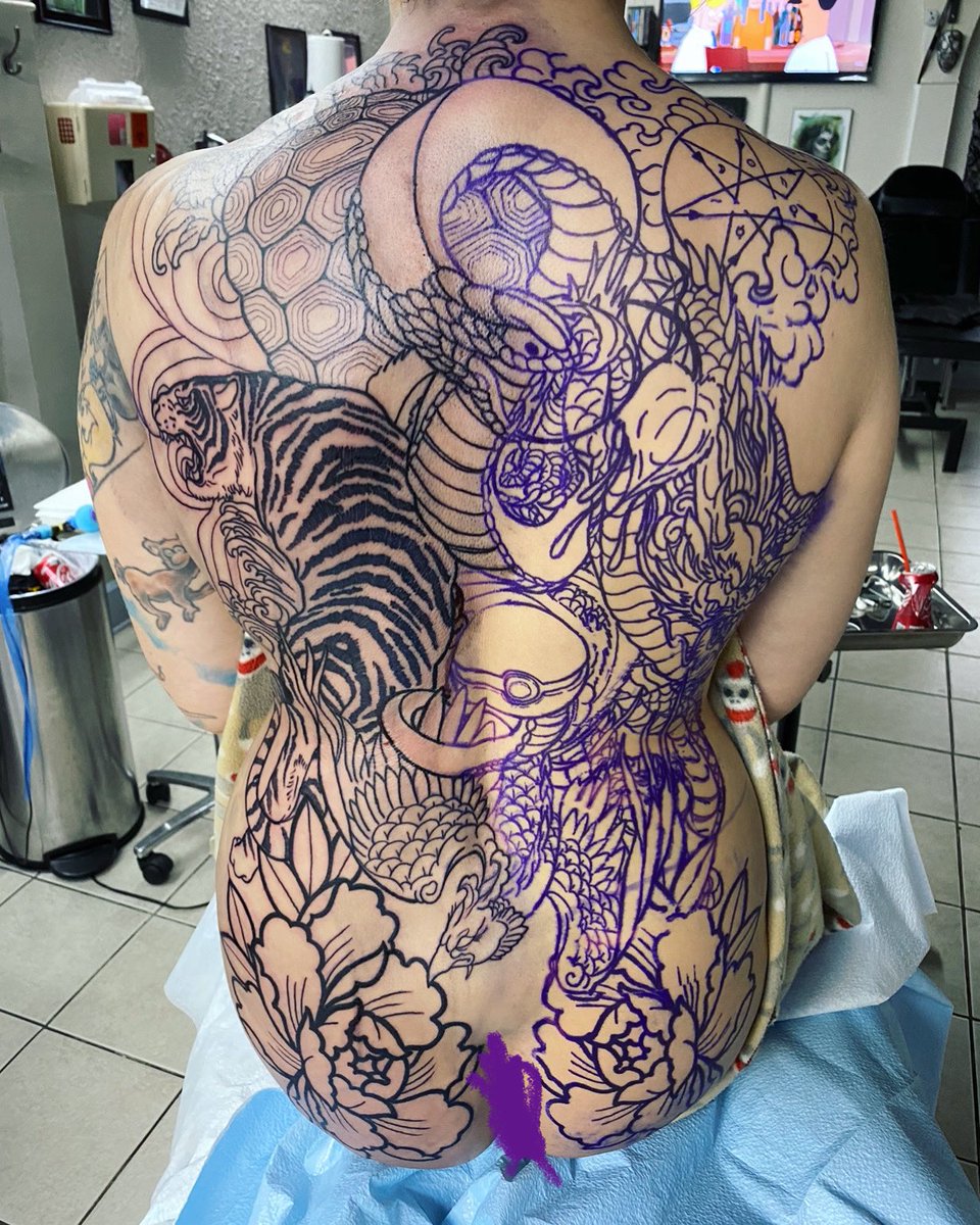 hustlegoddess's tweet photo. Just a reminder of my own badassery to keep me present to my strength
#flashbackfriday #girlswithtattoos #flashback #throwbackpic #fullbacktat #hustlegoddess #japanesetattoo #girlswithink #inkinprogress #tattoosociety #tattoomodels #tattoolifestyle #chicago #chicagotattooartist https://t.co/l5Fg4uTrEs
