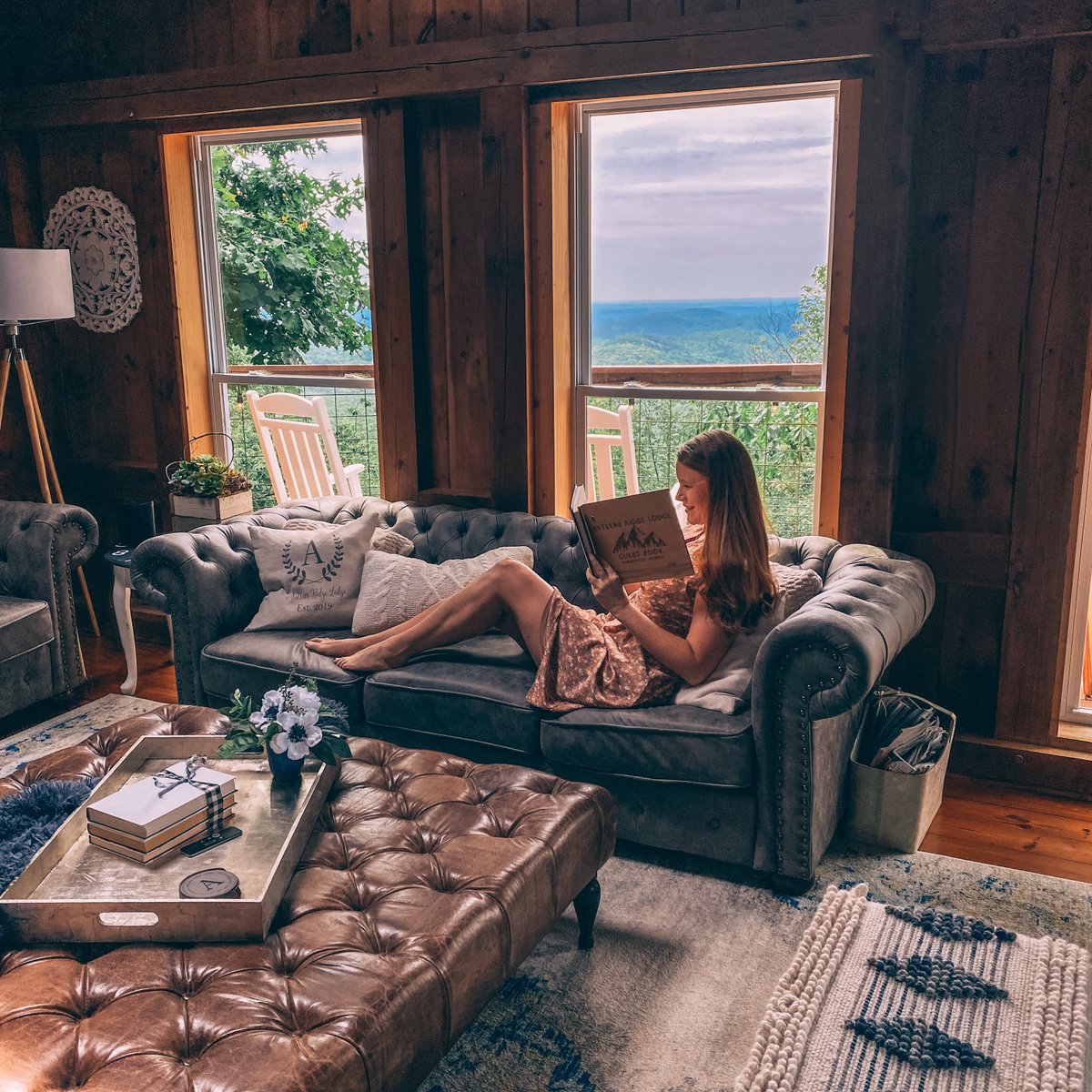 sunshineholly7's tweet photo. I think a secluded mountain home is the perfect social-distancing approved getaway. Check out my new blog post all about Antlers Ridge Lodge in North Georgia. It’s gorgeous! 😍⛰☀️🌸 #sponsored #exploregeorgia #antlersridgelodge https://t.co/yJClQsm6M8 https://t.co/WeUls3RwDY