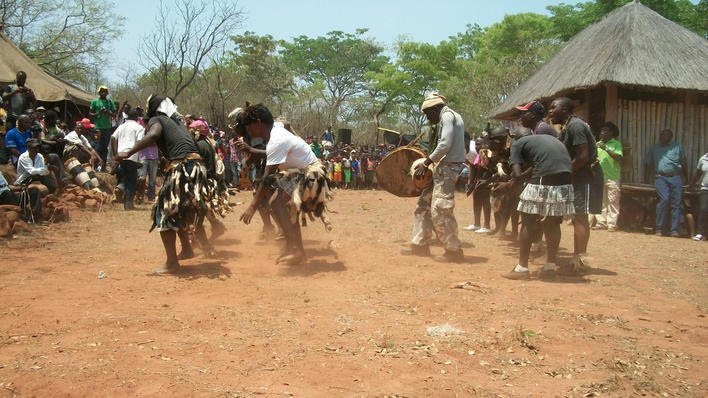 20. - Ndau identity in Mozambique-Zimbabwe Borderland : Marta Patricio- https://en.m.wikipedia.org/wiki/Ndau_people- Is Ndau a dialect of Shona? : Emmanuel Sithole-Shona Dialects: Ndau Dialect Status : Emmanuel Sithole