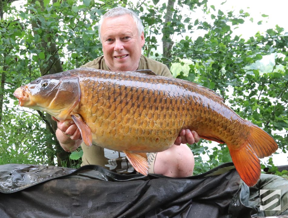 soniksports's tweet photo. Keith Williams #TeamSonik ๐ฌ๐ง and a great 48 hour session resulting in a forty, two thirties and a mid twenty in two hours of the latter part of the session ๐ฎ๐ฃ๐ช
#Sonik #GRAVITYXT #UK40IsNotToBeSniffedAt ๐ฅ๐ https://t.co/0uSl2Leybj