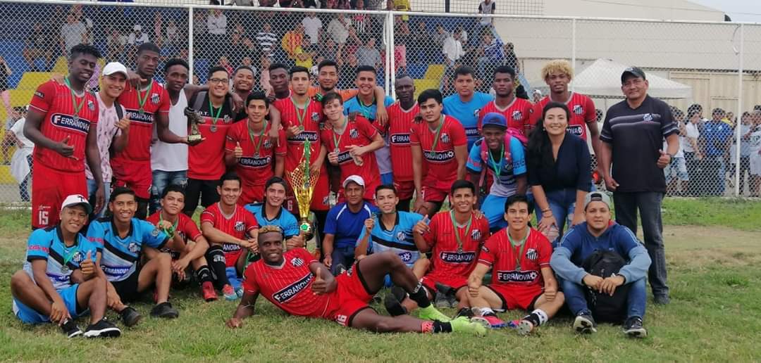 Feliz 58 años querido <a href="/SGuabeno/">SANTOS FC. EL ÍDOLO GUABEÑO</a> el Ídolo en el Canton El Guabo, volveremos viejo amigo 👏⚽️🇪🇨