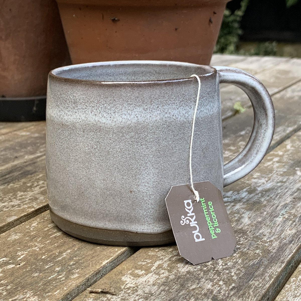 SE7Potter's tweet photo. What a joy to recieve this perfectly designed & made mug from @hasenschneck, & to then find potter-to-potter friendship within our conversations about clay & glazes. #PottersCommunity #ClayIsOurWay #PerfectMug https://t.co/wasFcVWQOn
