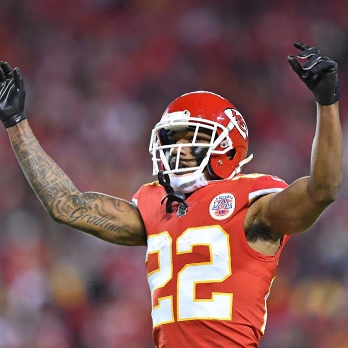 When you finally make it to the weekend. #touchdown