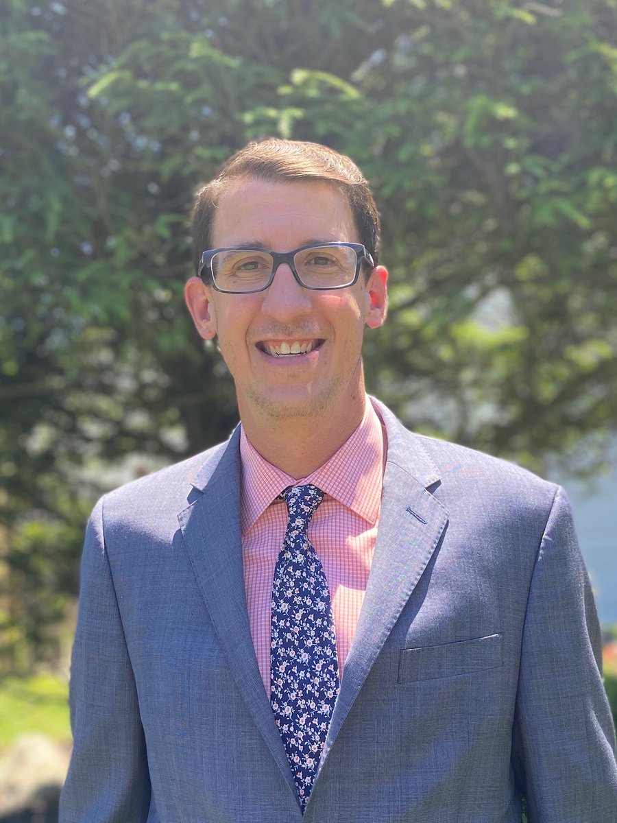 OSchoolsPR's tweet photo. Now that we have pics to share, please join us congratulating @TeachMitch, @Mastrande_Oside &amp; @MrCarbonetti in their new admin roles:  Dr. Mitchell as principal of OHS; Ms. Mastrande as principal of School 5 &amp; Mr. Carbonetti as associate principal at OHS. 😀🎊🎉 https://t.co/UJpyDj7ozd