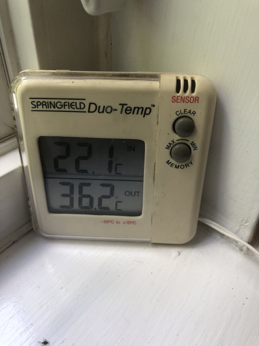 13Shari68's tweet photo. @KalinMitchelCTV taken at Thomaston Corner, NB ( southwest) at 2:30pm in the shade! https://t.co/0rkzFcGTRD