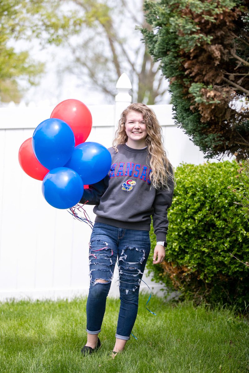 rachrellihan's tweet image. very excited for orientation today😁 #college #KUorientation #RockChalk