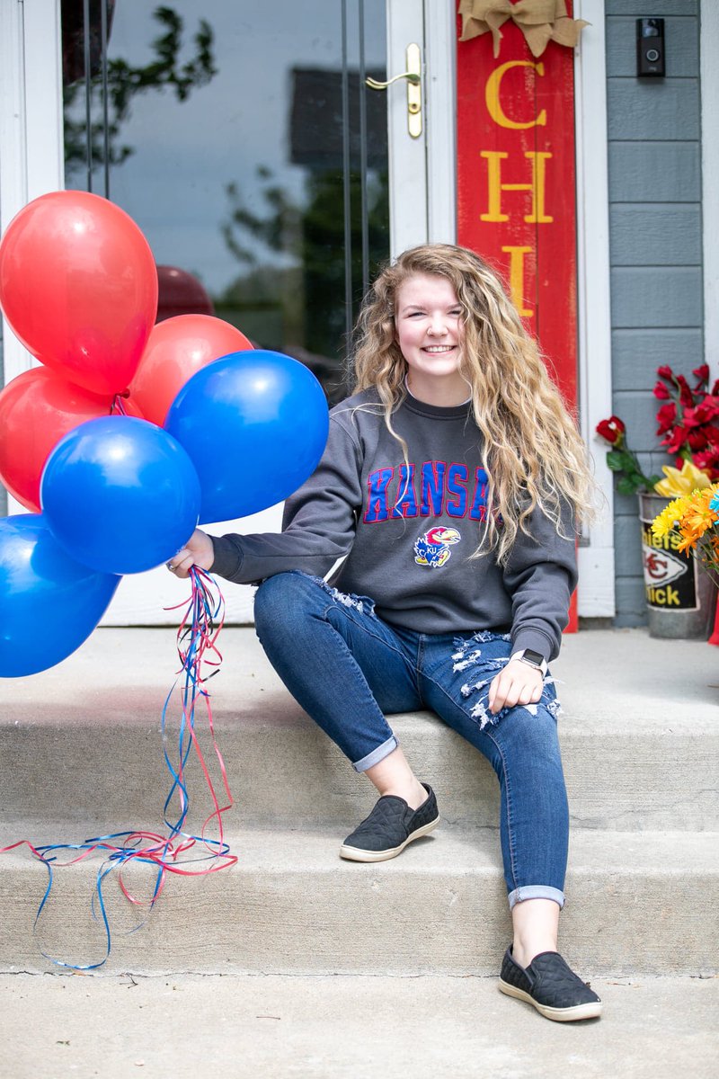 rachrellihan's tweet image. very excited for orientation today😁 #college #KUorientation #RockChalk