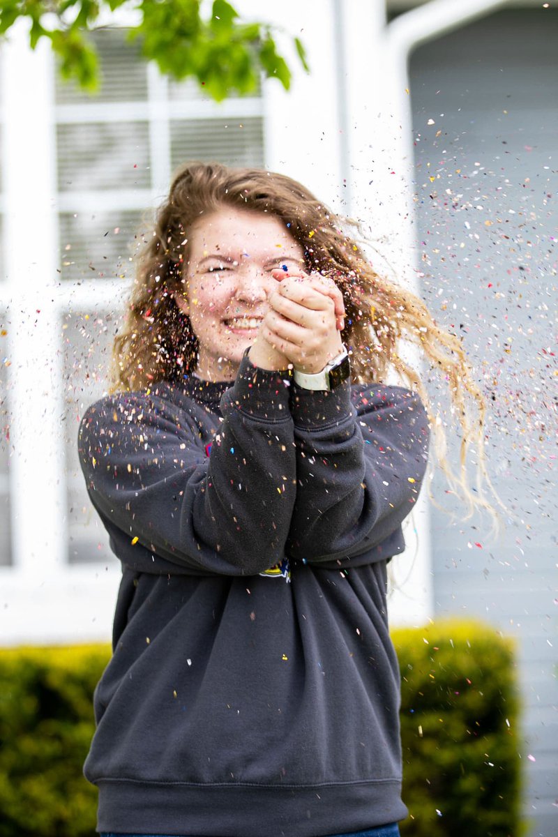 rachrellihan's tweet image. very excited for orientation today😁 #college #KUorientation #RockChalk