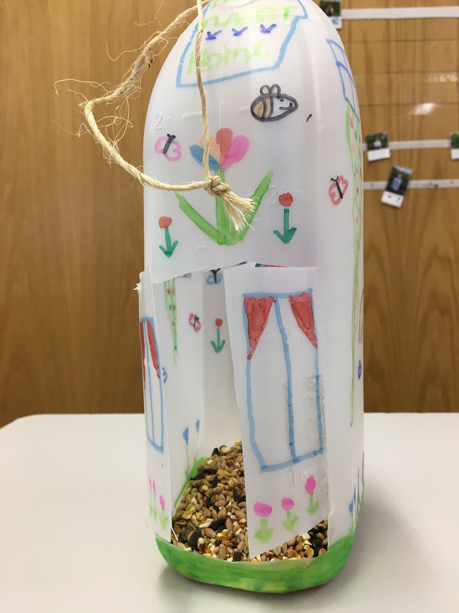 HallgatePri's tweet photo. Lucky birds! #bubble3 https://t.co/VsLVlFH2TW