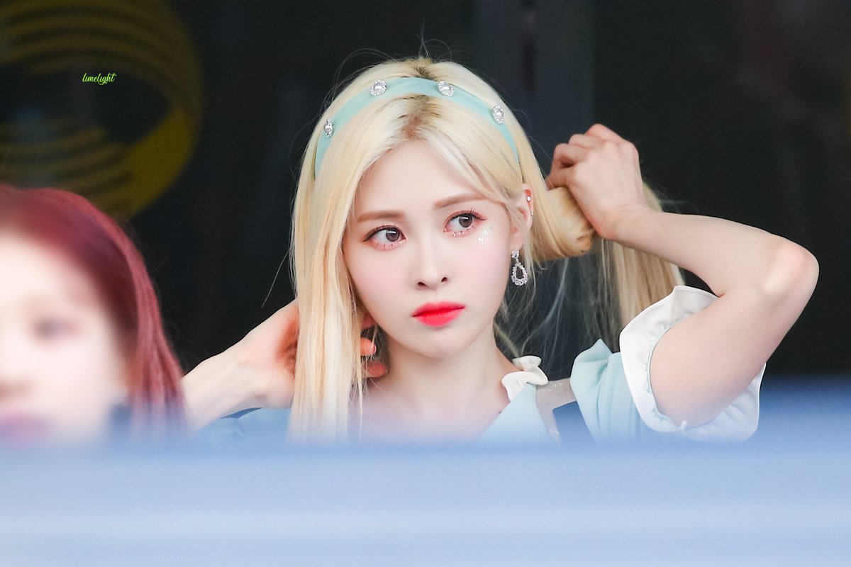 200619
#예빈 #YEBIN #다이아 #DIA <a href="/dia_official/">다이아 DIA</a>