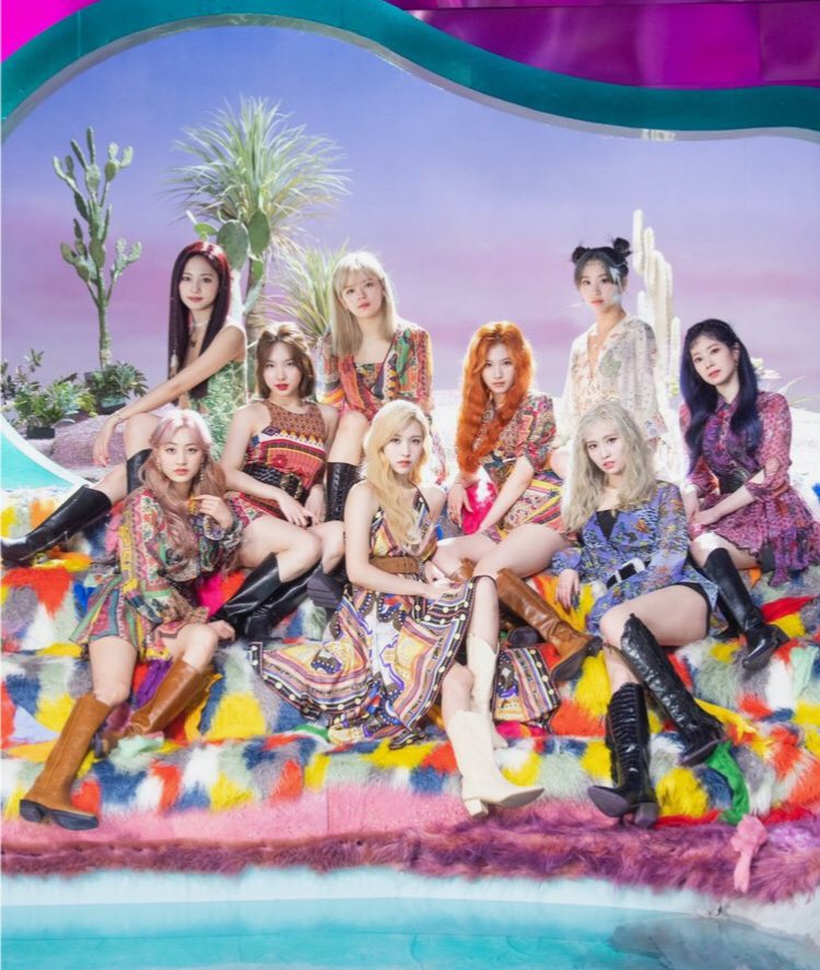 Twice be as one. Группа twice. твайс участницы. twice арт. твайс эры.