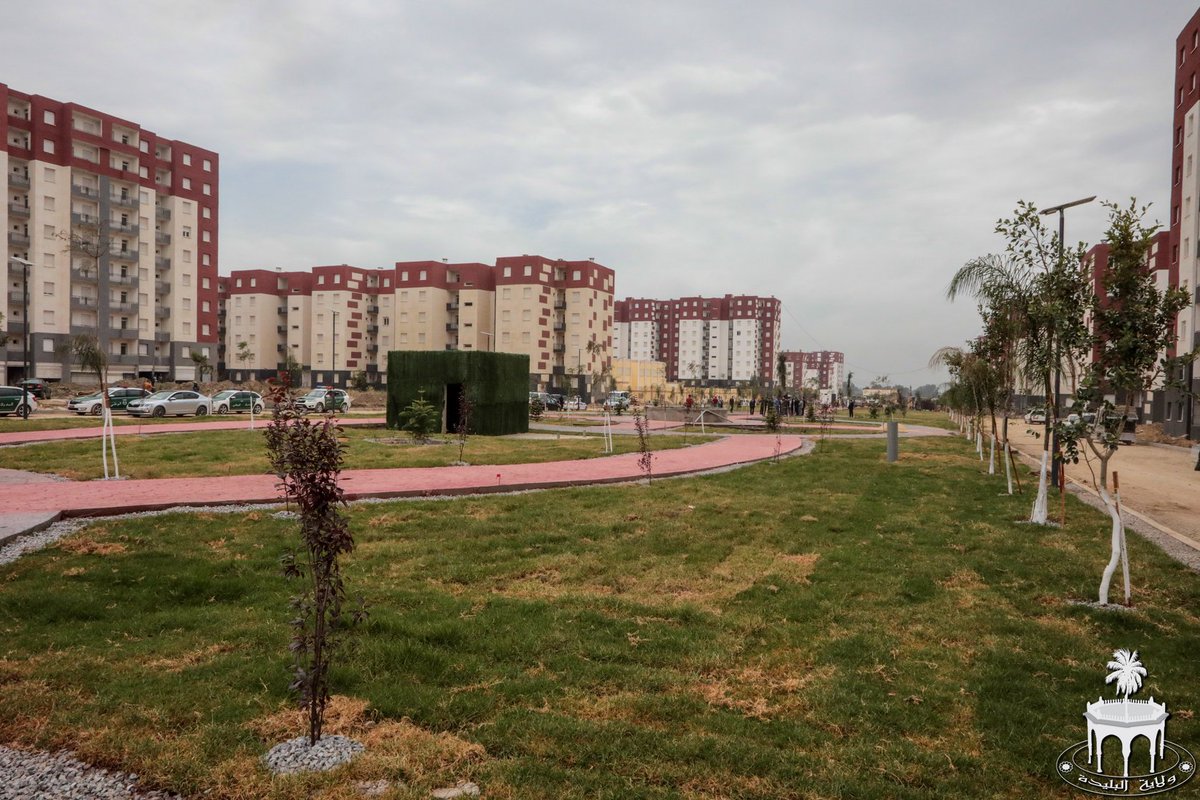 Wilaya_de_Blida's tweet photo. Situation des logements AADL dans la nouvelle ville de Bouinane le 18 juin 2020.Lors de l'inspection,des progrès ont été enregistrés dans l’aménagement des extérieurs ,l'achèvement des logements et des infrastructures publiques.Ces logements seront livrés dans les délais prévus. https://t.co/AJI0Cq1H6O