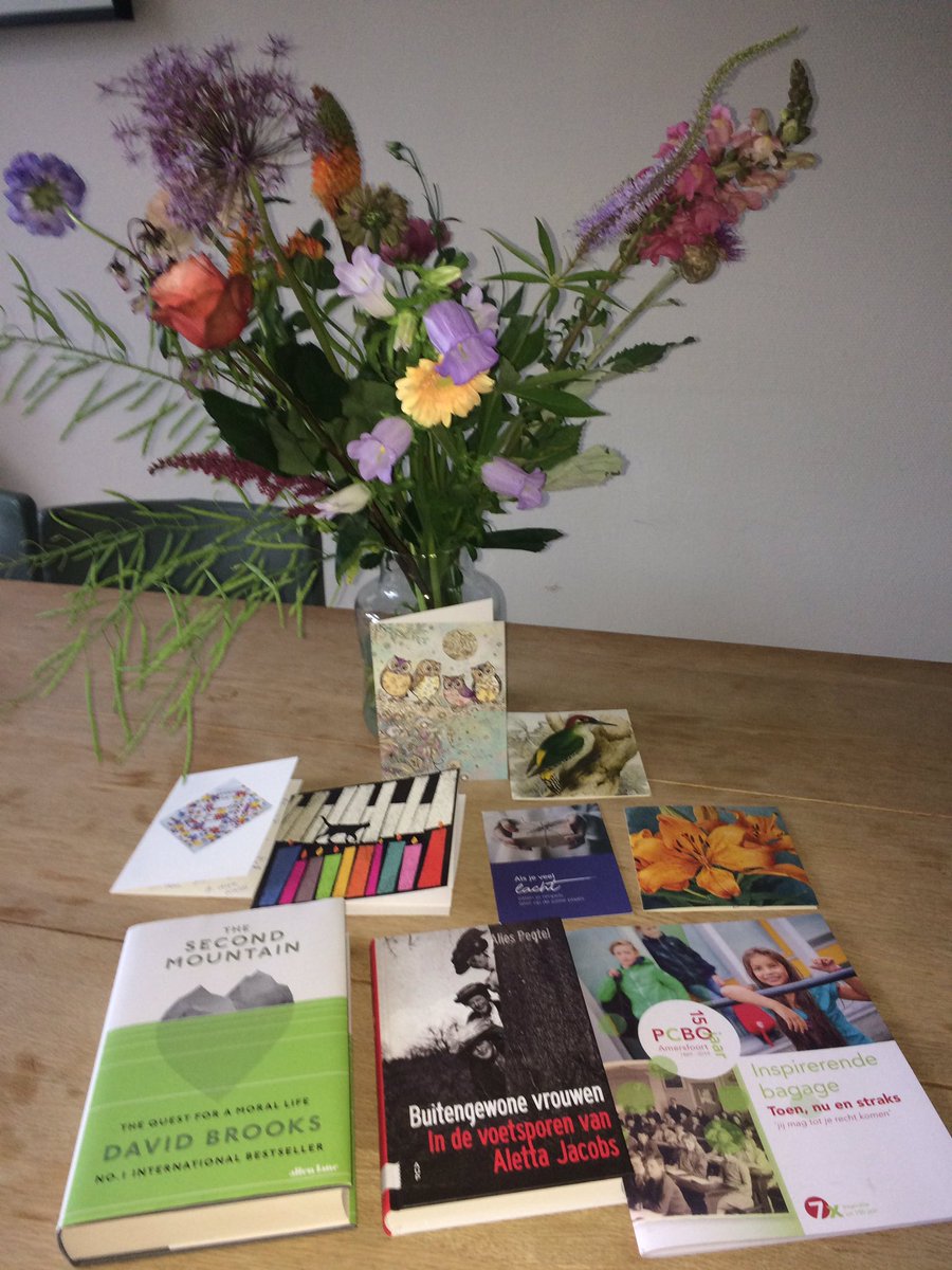 SimoneScholten's tweet photo. Afscheid genomen van de RvT van PCBO Amersfoort. Op afstand en toch in verbinding in Park Randenbroek. Dankbaar om van de 150 jaar bestaan 8 jaar te mogen meemaken. https://t.co/iuvH0MPlPi