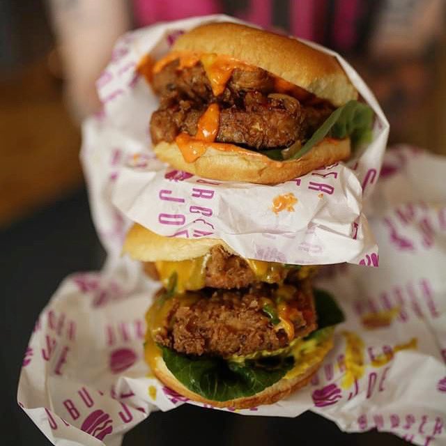 Salt n pepper halloumi burger or Katsu halloumi burger 🤔 both on the specials this weekend 🍔