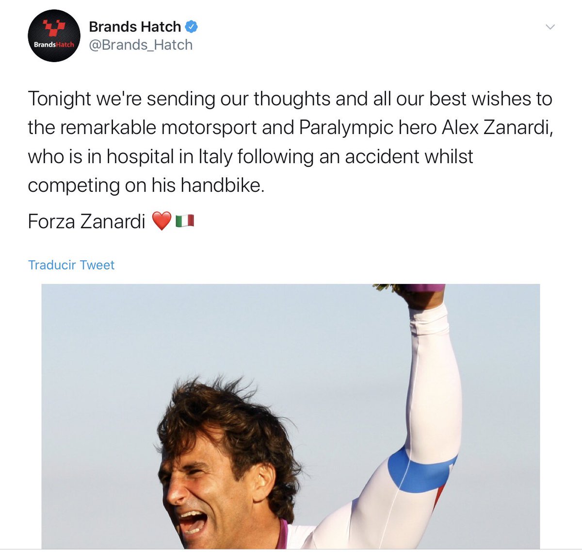 F1Tornello's tweet photo. El mundo del motorsport reza por Alex Zanardi. El italiano está siendo intervenido en un hospital de Siena. Su estado es muy delicado. Gracias por parte de esta info a @matisanchez https://t.co/ixqdrX5qvE