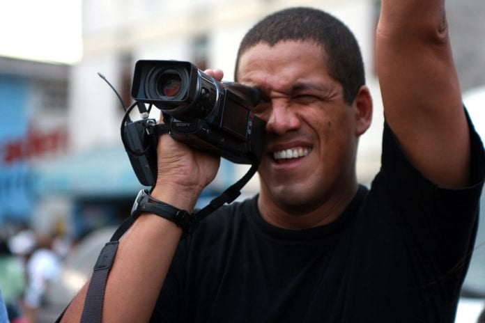 Cabeza e' mango se quejó con Saab por el "linchamiento mediático" contra el líder de Tupamaro bit.ly/2V0IQ8I