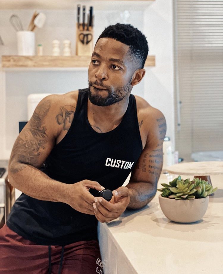 Youngsam____'s tweet photo. #PrinceKaybeeTwitterView @PrinceKaybee_SA Would You Take A Chance To Visit #LockdownHouseParty If @Shimza01 & @iam_ph @lockdownhouse @SamsungMobileSA @SamsungSA @Hollywoodbets Invited You To Come #Hosh Us With Your Set? https://t.co/iNKQ1VuEA9