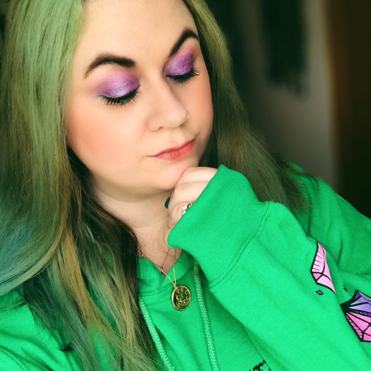 AliciaSchmitt's tweet image. LOOK WHAT CAME, GUYS!!! 💚💕💜 @petewentz @manheadmerch #petewentz #checkyourphone