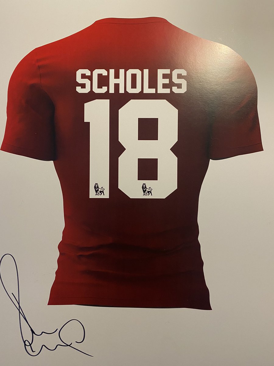 Manchester United Fans .... 

Don’t miss out on these as we have a few left now 

Paul Scholes A3 signed images , £60 each inc Postage / COA / Signing Proof 

Please DM to order