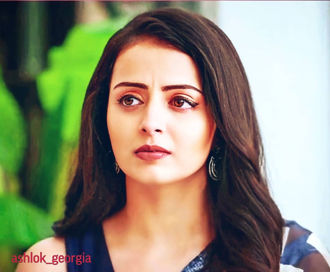 GeorgiaaShlok's tweet photo. Very beautiful shrenu ❤❤❤ #shrenuparikh #beautifulgirls #fashion #ashlokgeorgia #georgia #georgiafans https://t.co/HYNucPNDUD