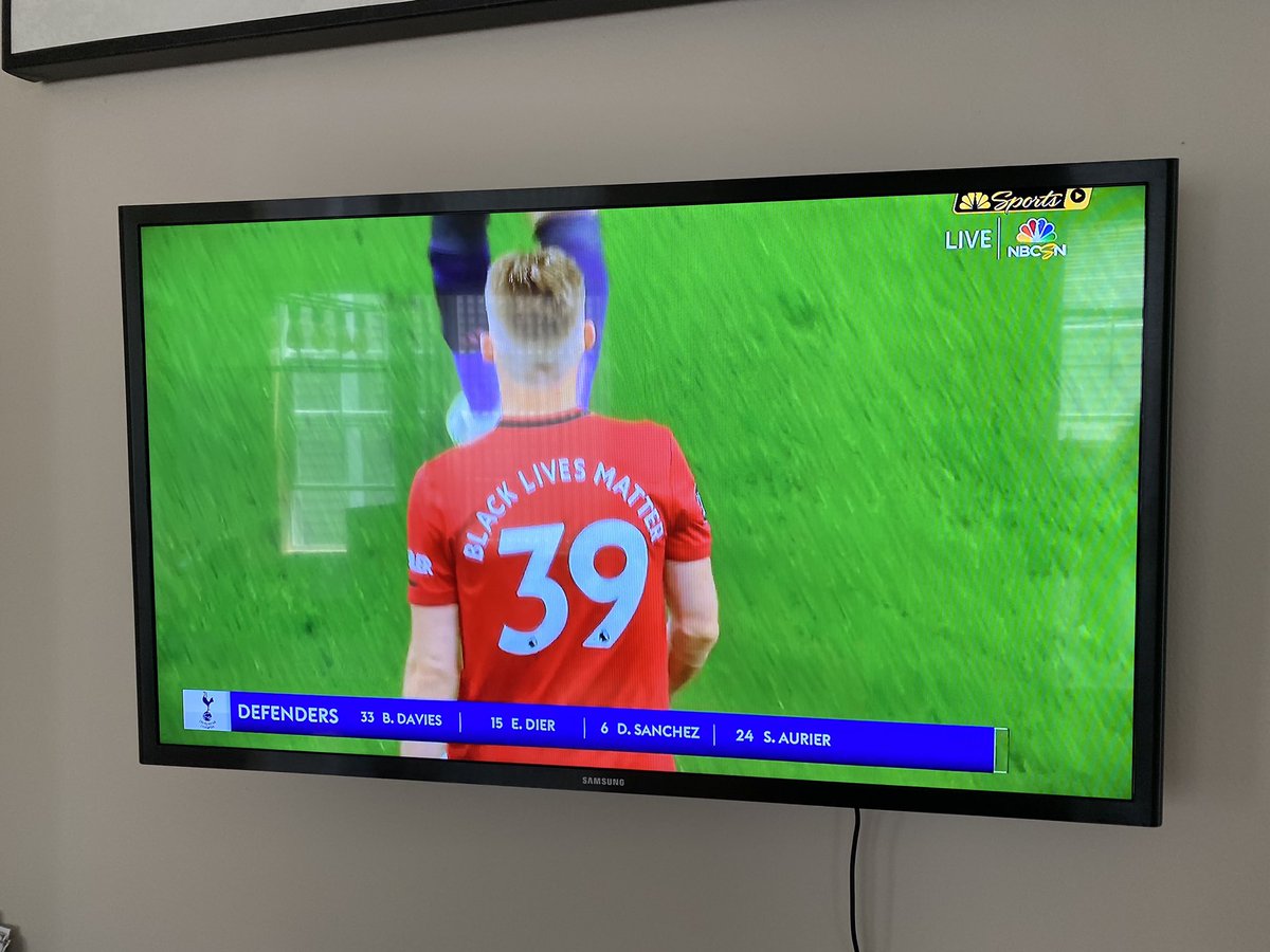 Well, it might not be the Local, but at least we have #football back!!

#UnitedAtHome #ManchesterUnited @manutd <a href="/ManUtd/">Manchester United</a>USA #Minneapolis