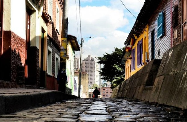 AnatoNacional's tweet image. El sector turismo de Bogotá, consciente de que es uno de los últimos en reactivarse, alista desde ya sus fórmulas para empezar a pensar en reabrir los sitios turísticos para los bogotanos. ow.ly/FF6D30qRFA2 vía @elespectador @PaulaCortesC