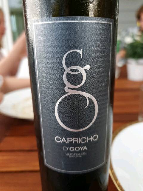 MoreThanBubbles's tweet photo. Fantastic nose with raisins and walnuts. Big sweet tast…. Wine from Camilo Castilla via Vivino: https://t.co/n5lpOg2V9M https://t.co/e9ZoJpnQzA