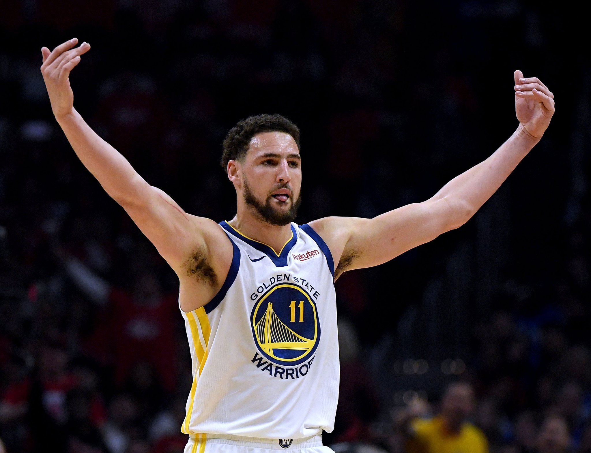 [情報] Klay Thompson 訓練上不再受到限制