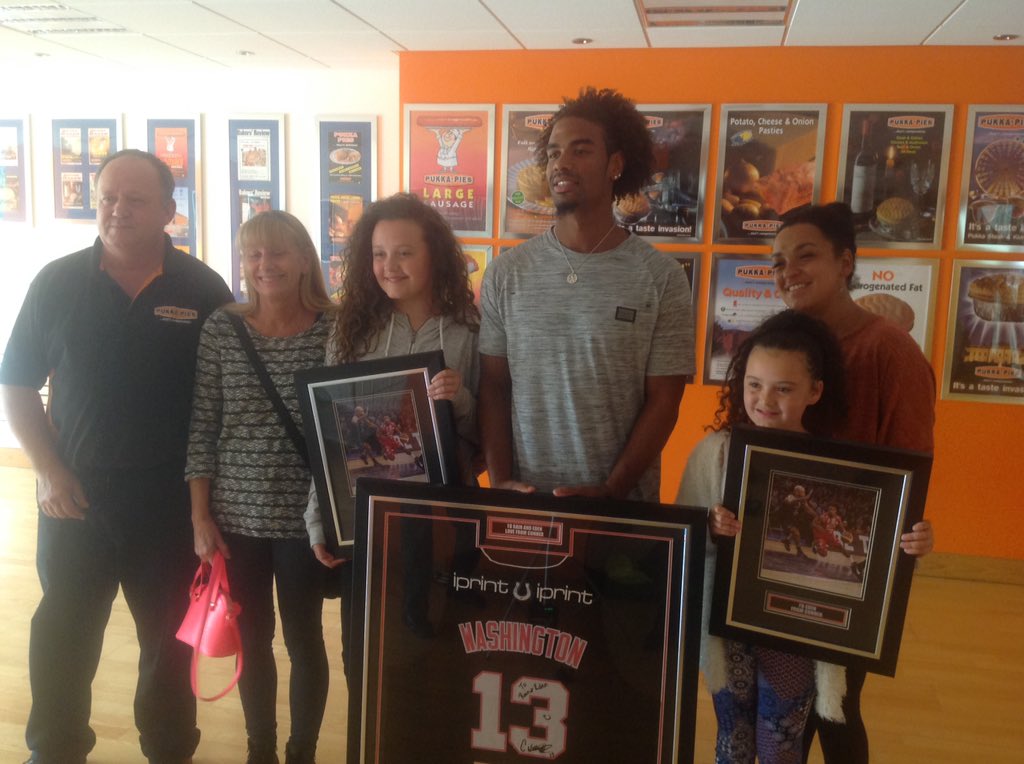 IanDavidsonStat's tweet image. Proud to call Conner a friend - delighted he is back and a chance to add to his 10 trophies 👏👏.@Con_Air11