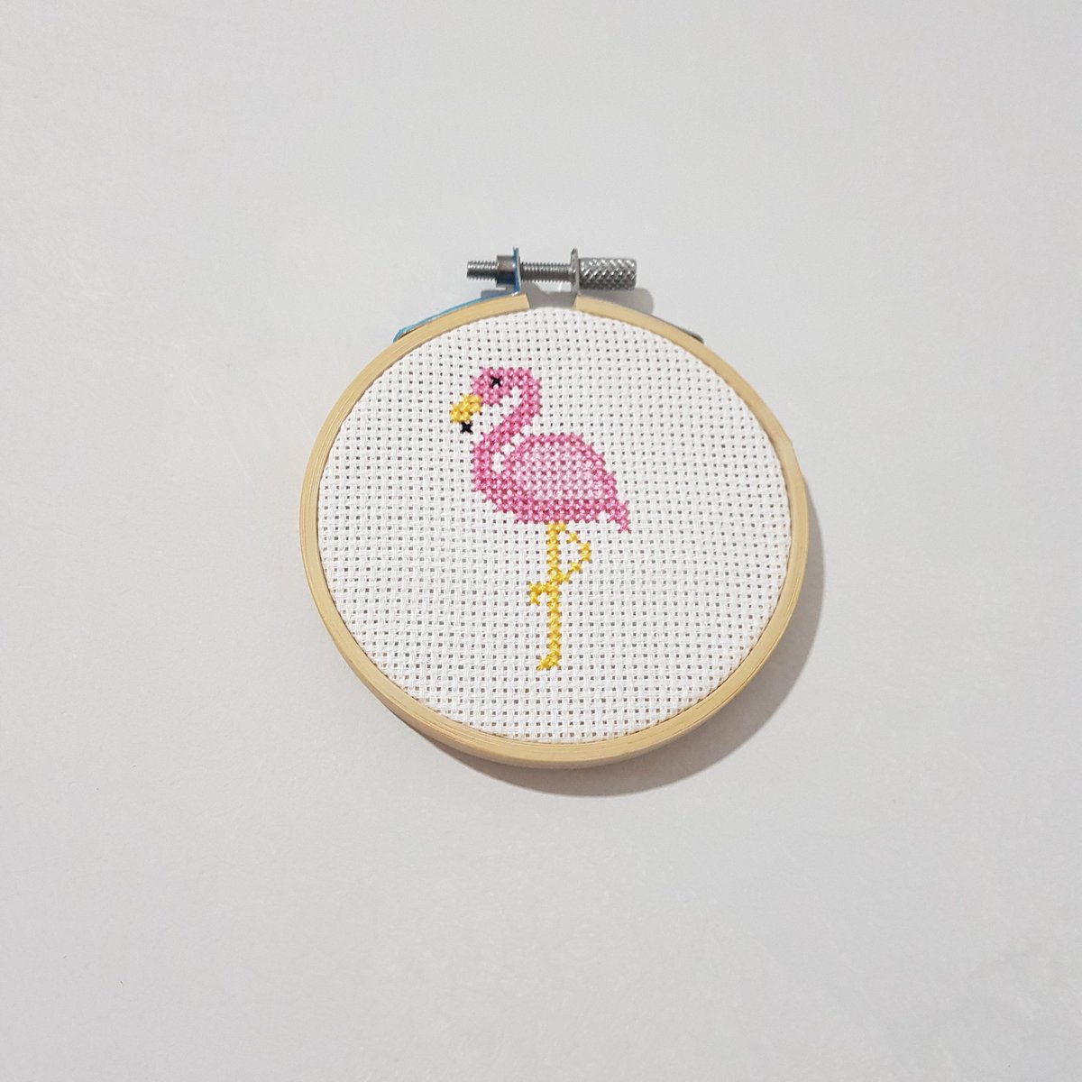 DGhostine's tweet photo. Late night stitching..
Flamingo time
#D_stitching https://t.co/AweHAlcZiQ