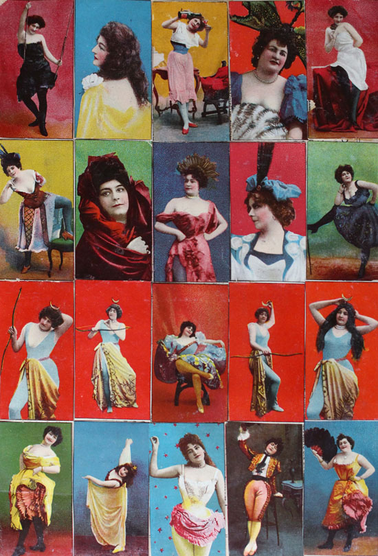 Hoy a 10 años de su partida, recordamos a Carlos Monsiváis con esta imagen que formó parte de la muestra «Pasado venidero. Revisiones de la colección fotográfica de Carlos Monsiváis», exhibida en el Museo del Estanquillo durante el festival <a href="/FotomexicoFest/">FotoMéxico</a> 2015 

#Monsiváis10Años