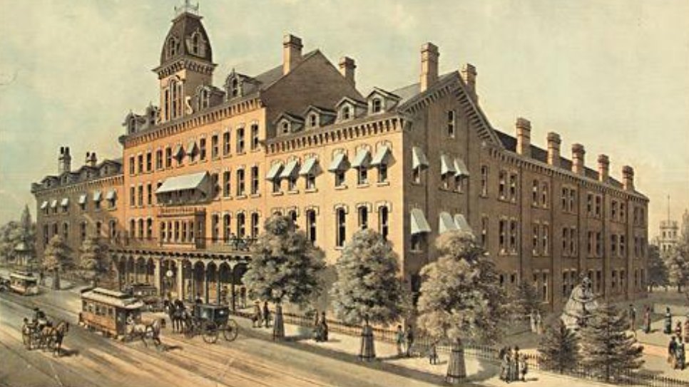 1. This is the Queen's Hotel. It once stood on Front Street in Toronto. During the American Civil War, it was filled with Confederate soldiers and spies — from there, they plotted to win the war & preserve slavery.Here's a thread about Torontonian support for the Confederacy.